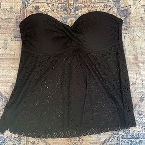 Xl black swim top.